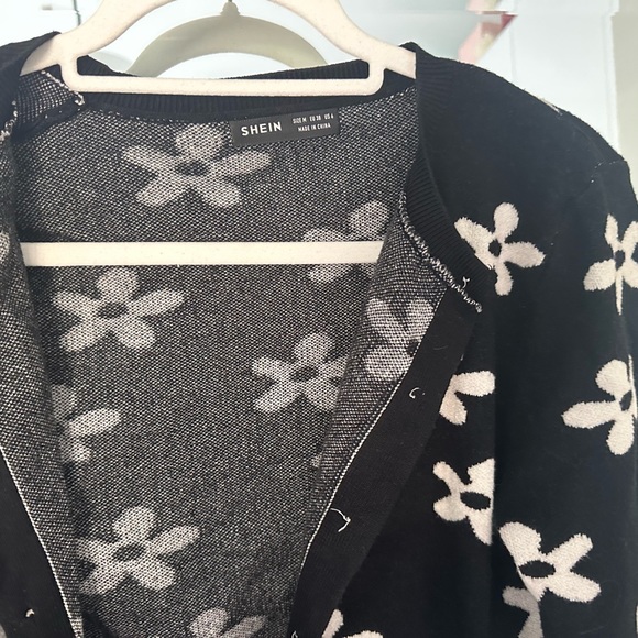 Cardigan - Picture 2 of 2